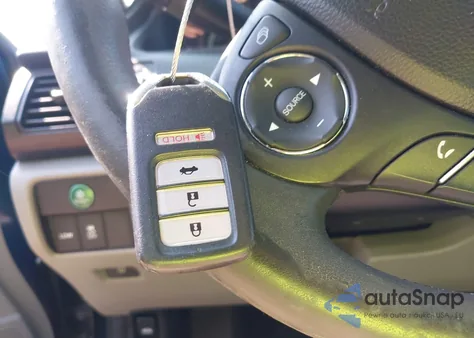 2013 Honda Accord Ex-L from USA, damaged, VIN 1HGCR2F82DA026256